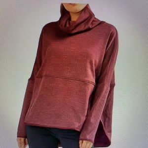 North Face Cozy Slacker Poncho Pullover